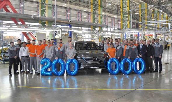 The 200,000th Car Rolls Off MAZDA SOLLERS Assembly Line in Vladivostok